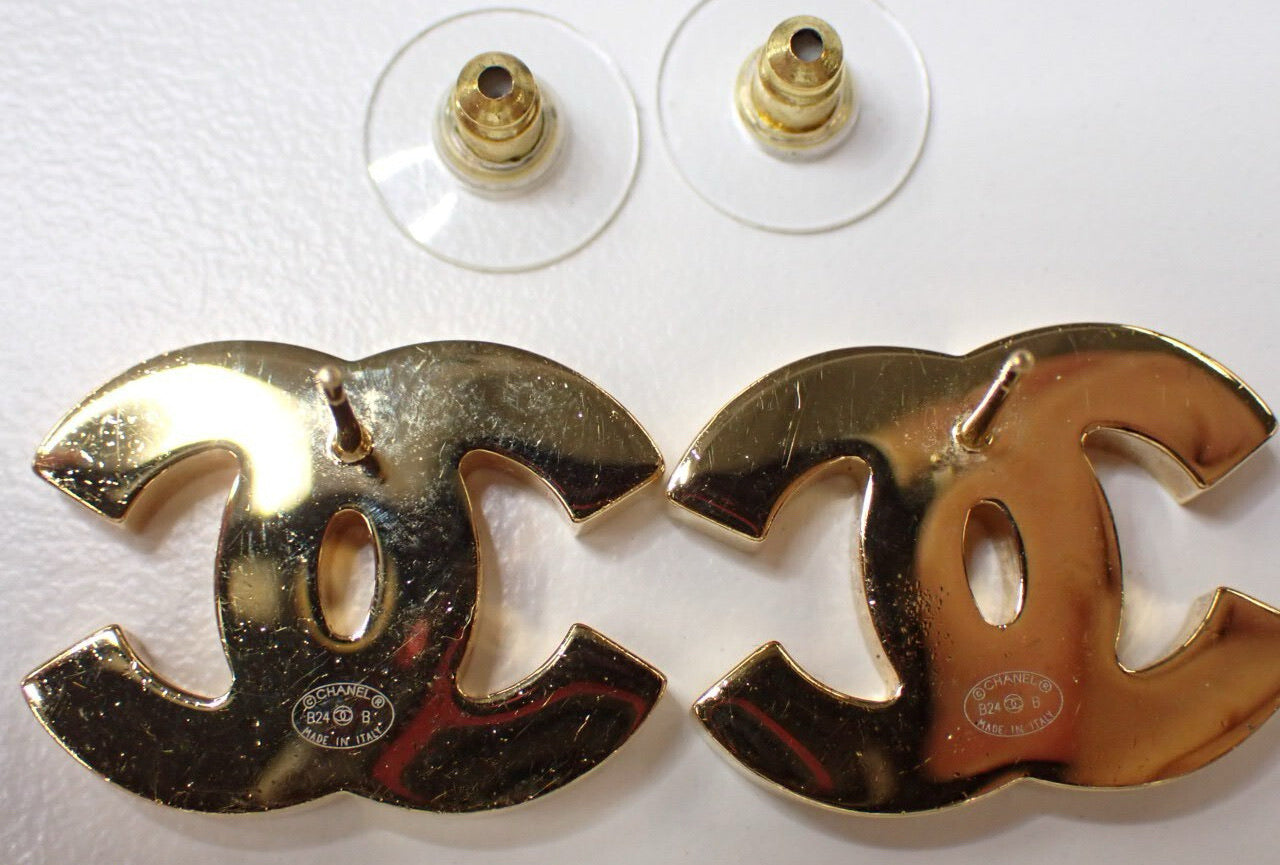 Chanel 2024 CC Logo Enamel Stud Earrings (Black & Gold)