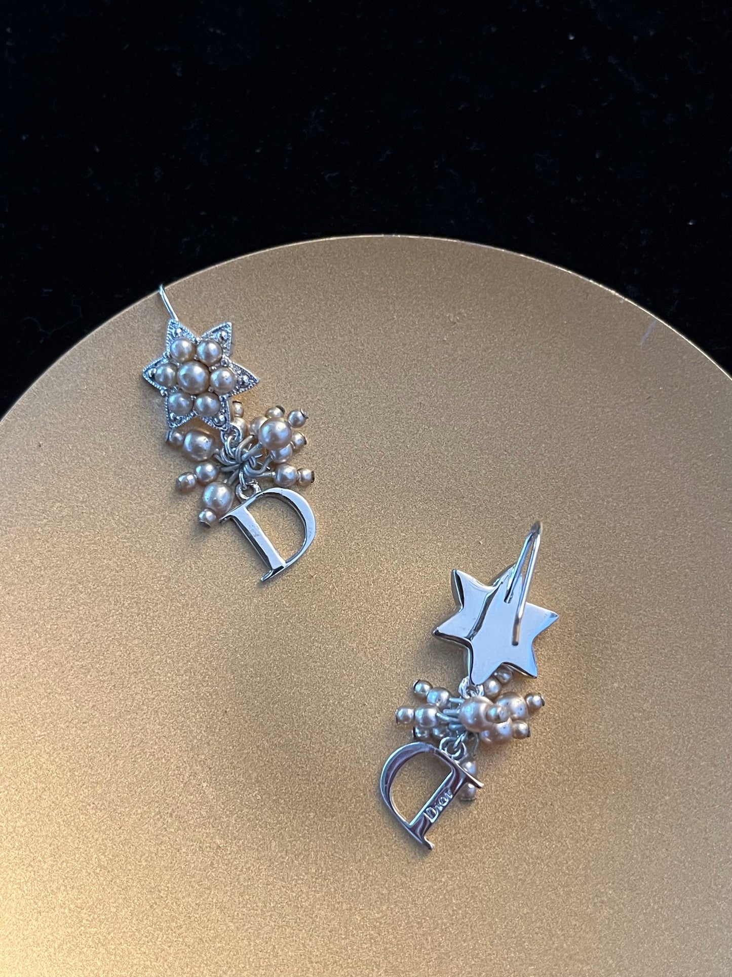 Vintage Dior Blush Pearl Star Letter Drop Earrings – Silver Tone
