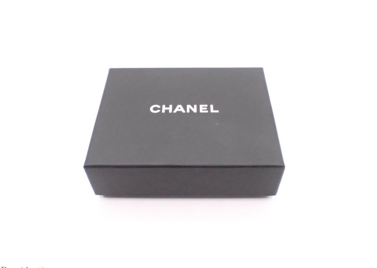 Chanel 2020 Vintage Pearl & Violet Adjustable Sweater Necklace