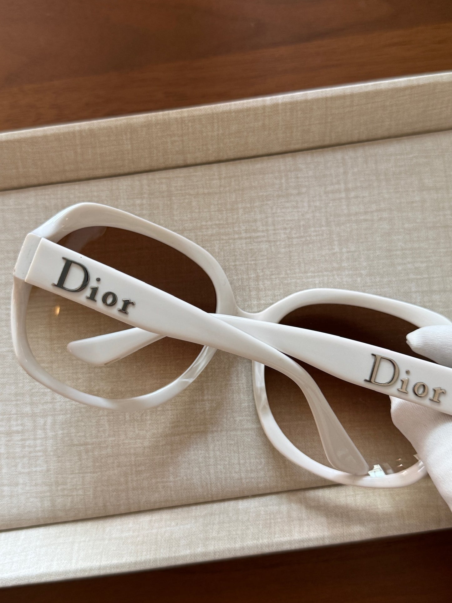 Dior White Oversized Logo Gradiant Sunglasses
