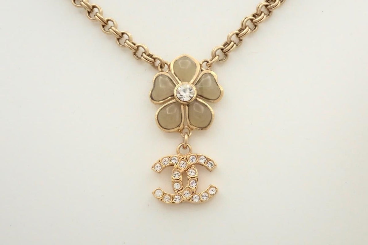 Chanel Crystal CC Clover Pendant Necklace – Cruise 2023