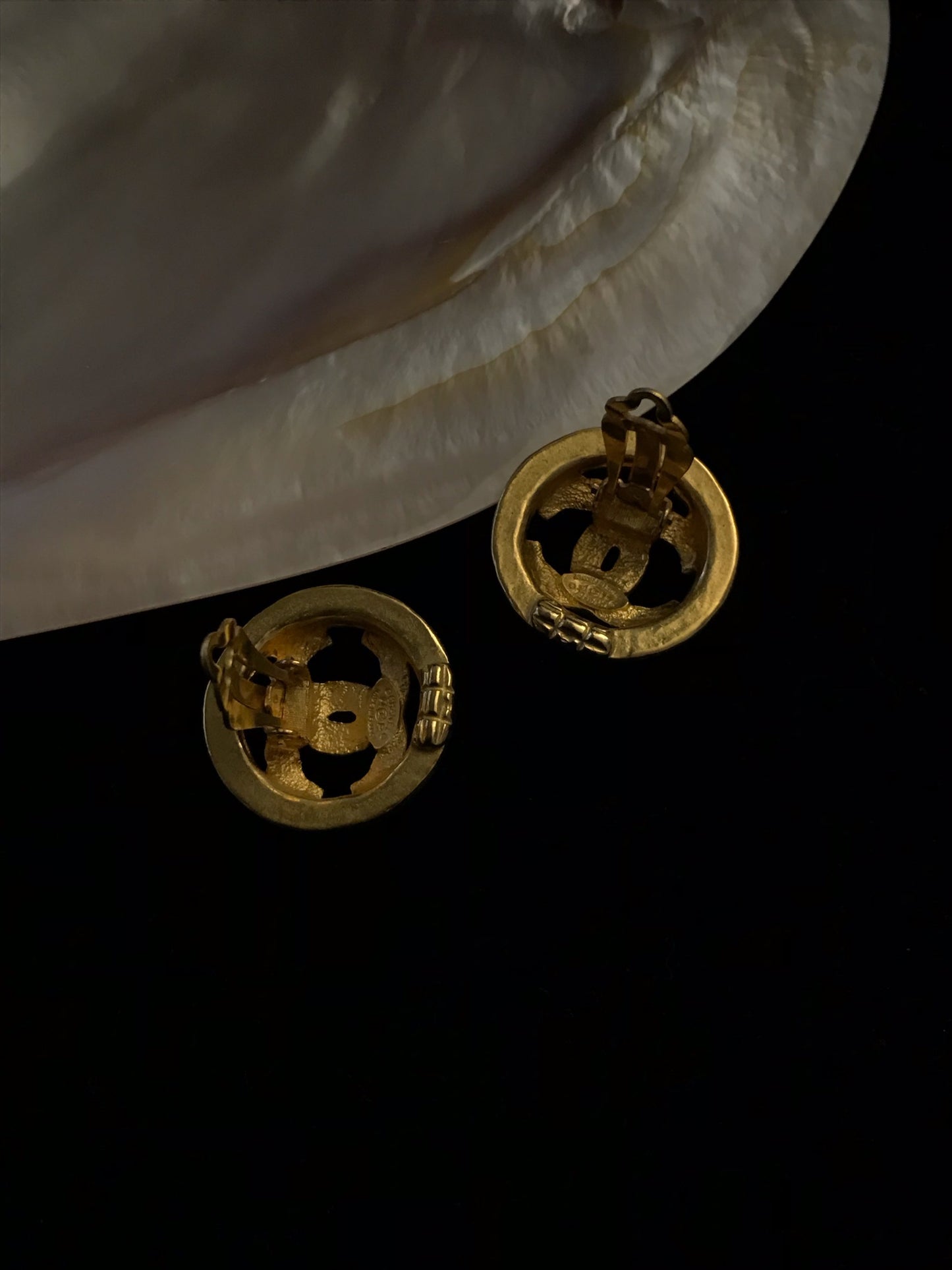 Chanel 2004 Gold-Plated Hollow CC Round Clip-On Earrings