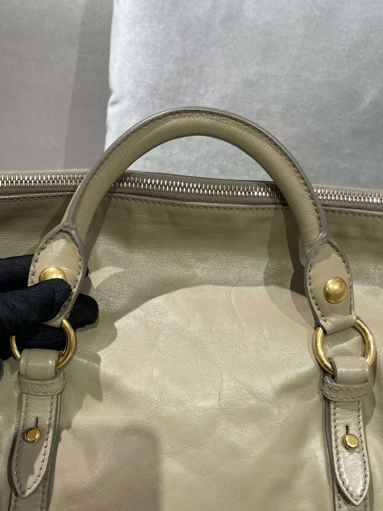 Miu Miu Vitello Lux Bow Satchel – Ivory