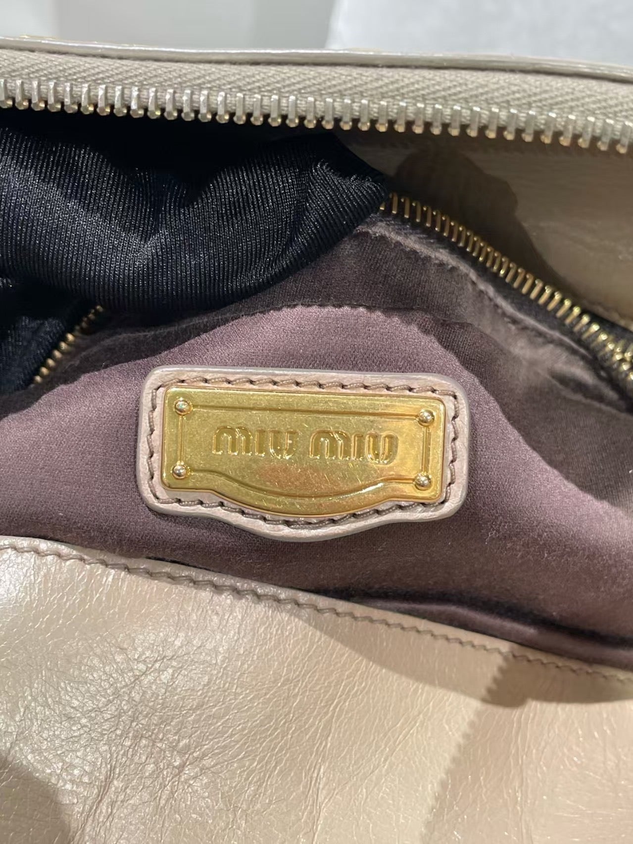 Miu Miu Vitello Lux Bow Satchel – Ivory