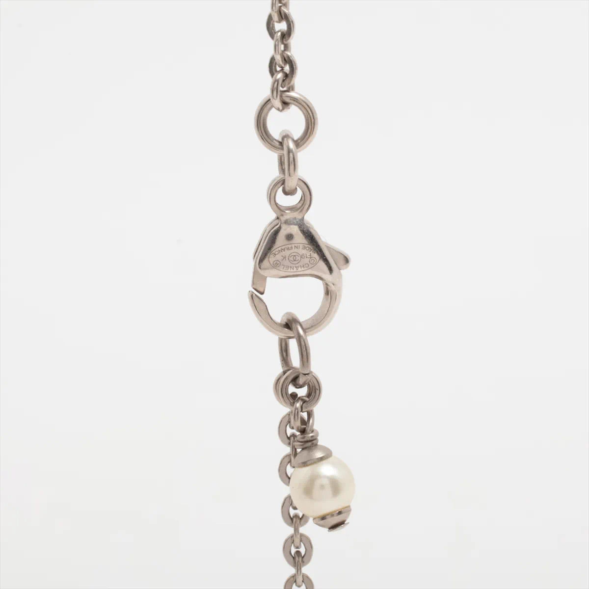 Chanel 2019 Classic Pearl & Rhinestone Double C Sweater Necklace