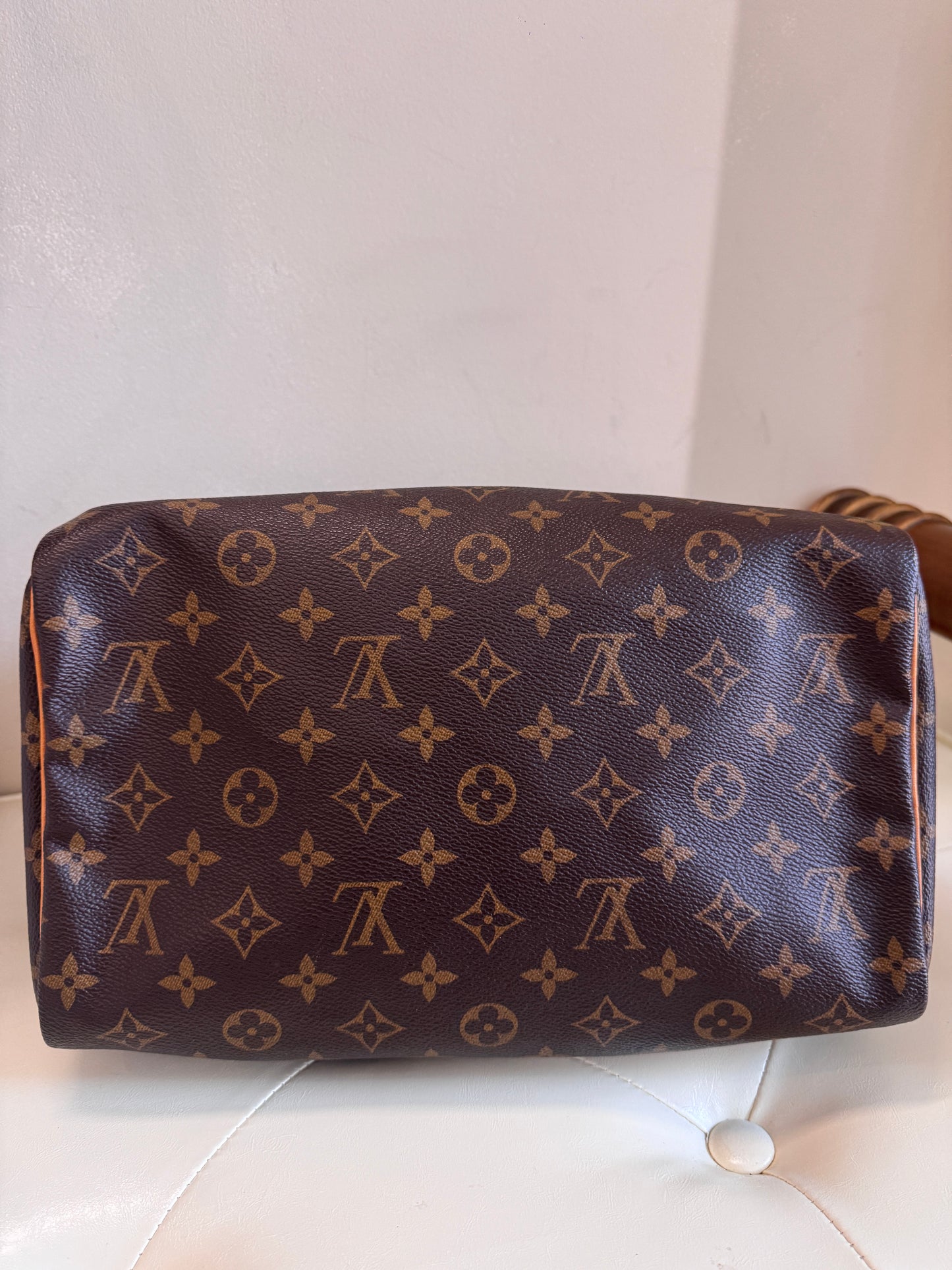 Louis Vuitton Monogram Speedy 35 Handbag