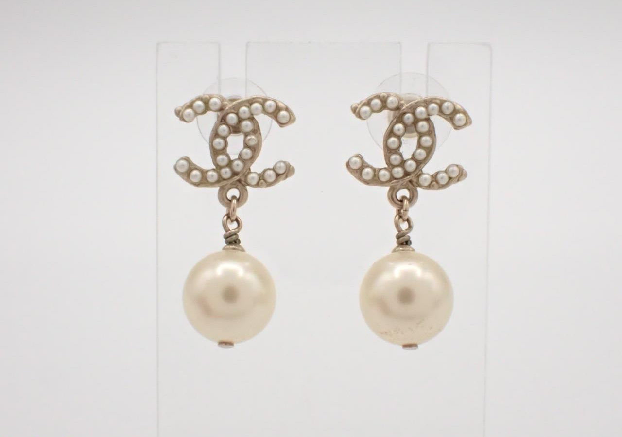 Vintage Chanel 2011 Irregular Double C Pearl Earrings
