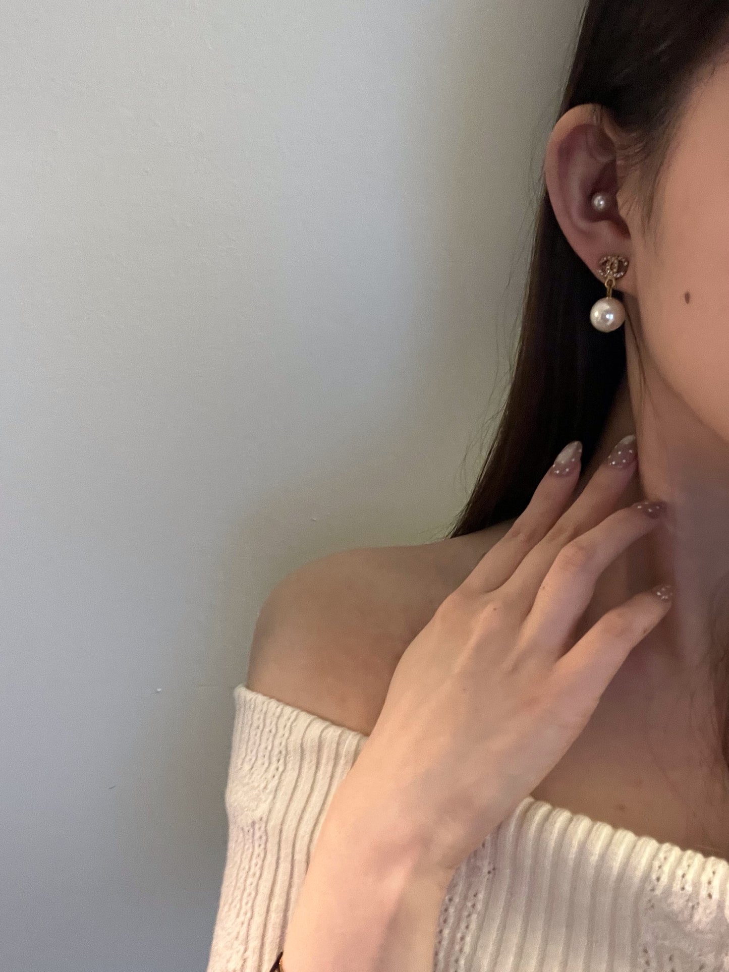 Chanel 2000 Vintage Gold-Plated Double C Earrings