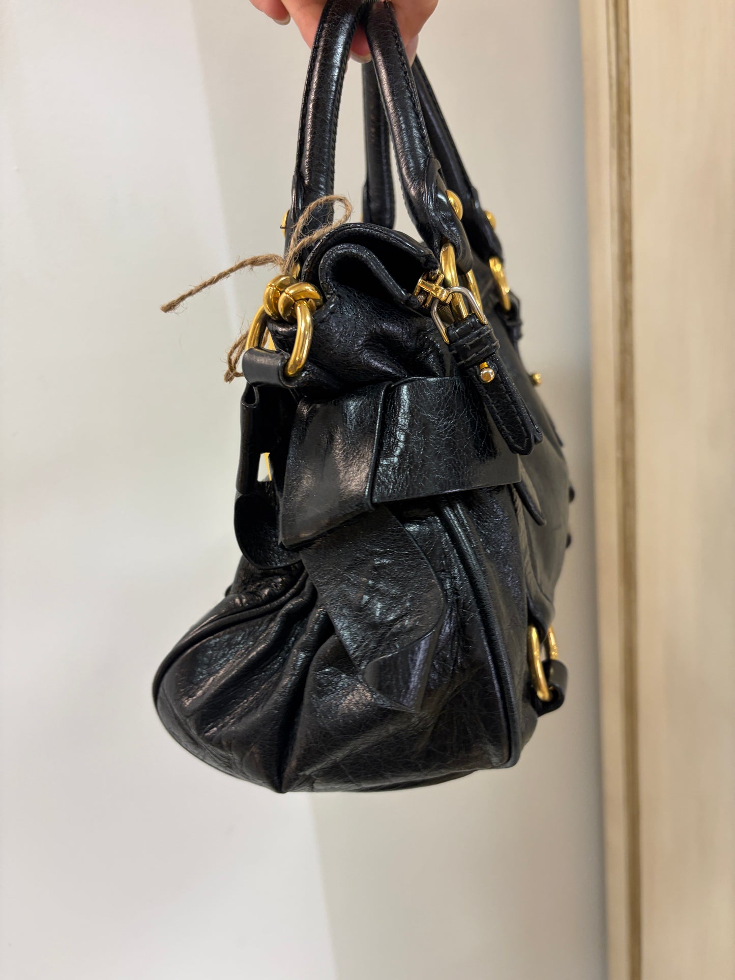 MiuMiu Vitello Lux Bow Satchel – Black
