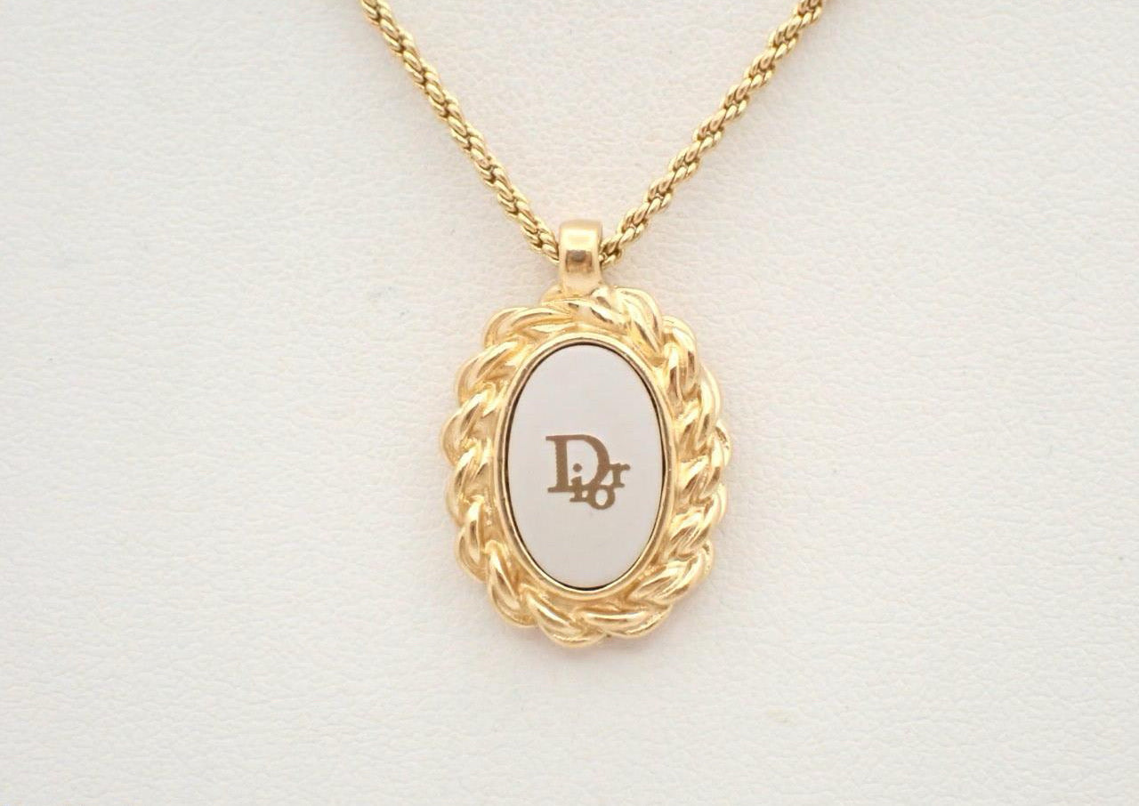 Vintage Dior 1990s Platinum-Tone Braided Jade Disc Necklace