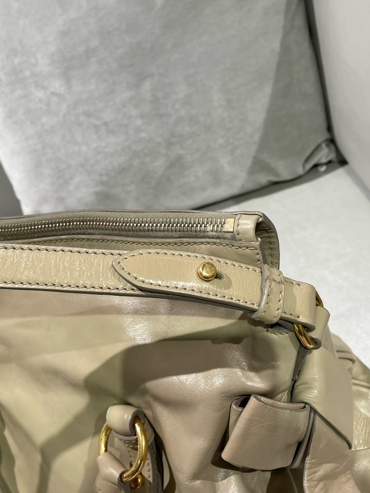 Miu Miu Vitello Lux Bow Satchel – Ivory