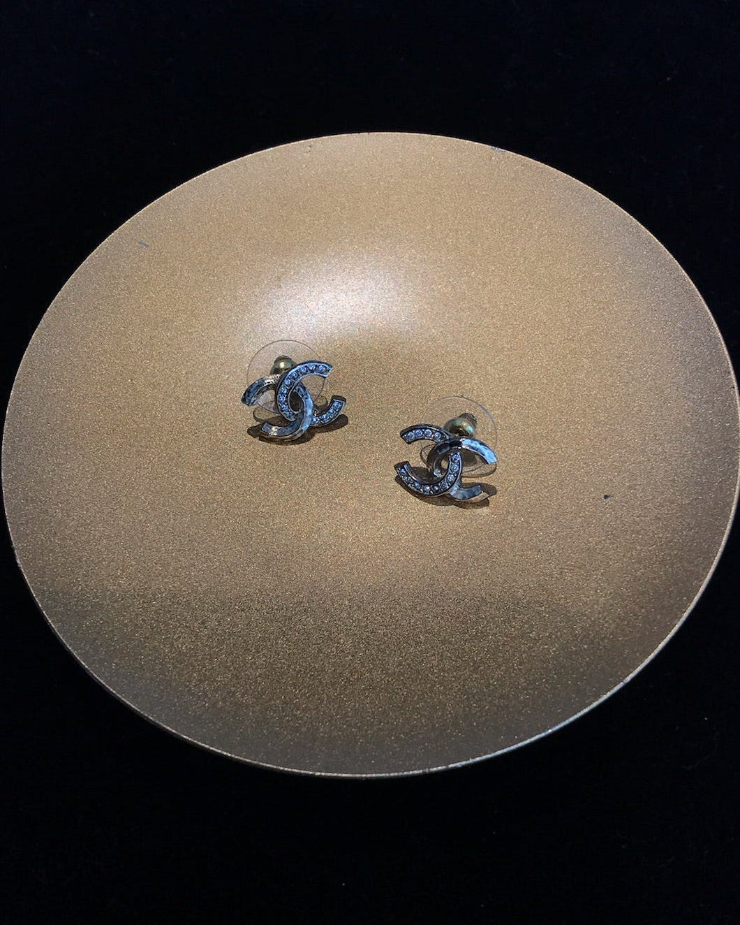 Chanel 2021 Asymmetric Crystal Double C Stud Earrings （Champagne-gold Tone）