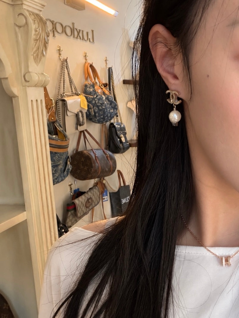 Chanel 2011 Leaf Accented CC Faux Pearl Drop Earrings