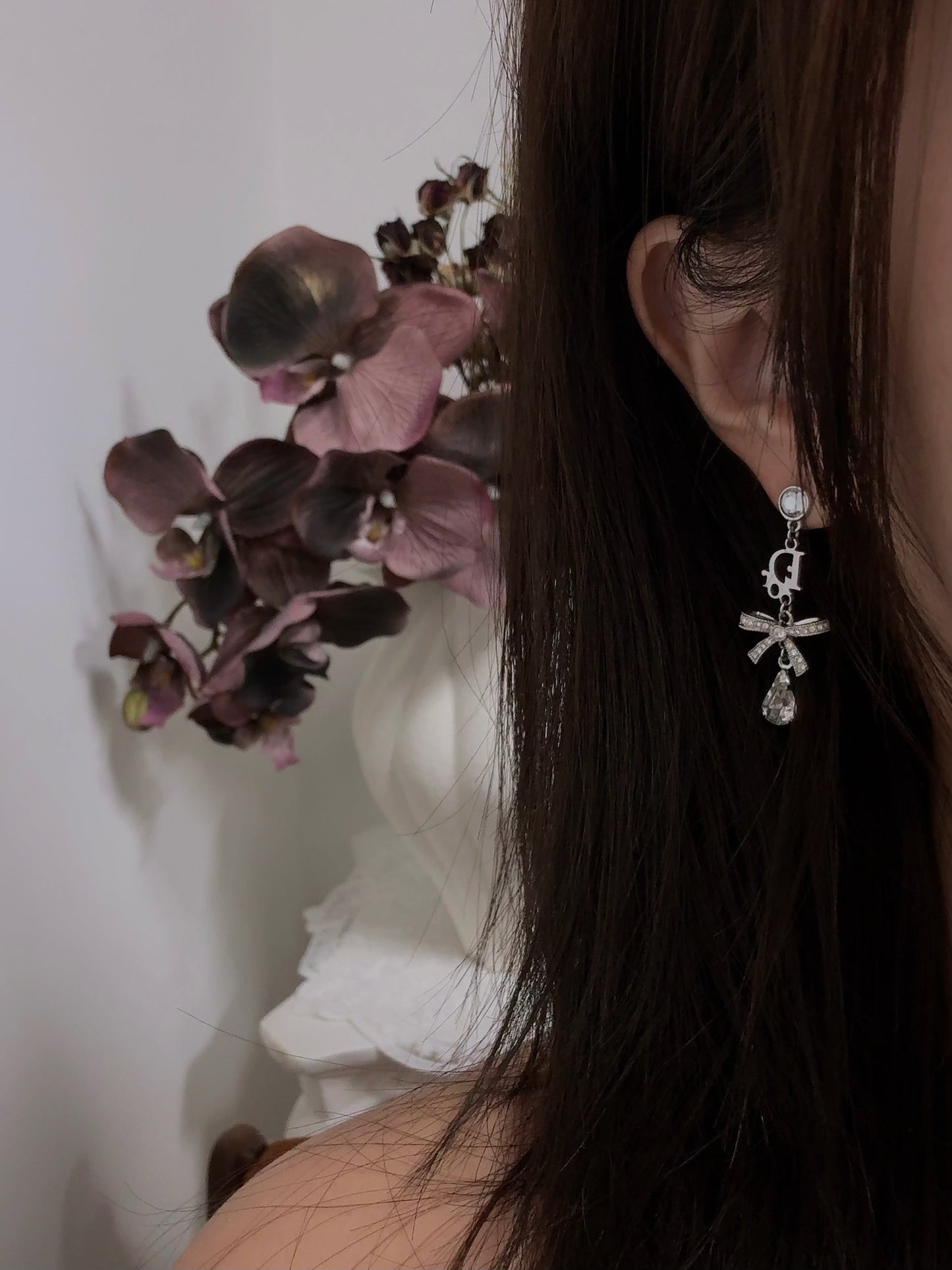 HOLD* Vintage Dior Crystal Bow Drop Earrings – Silver Tone