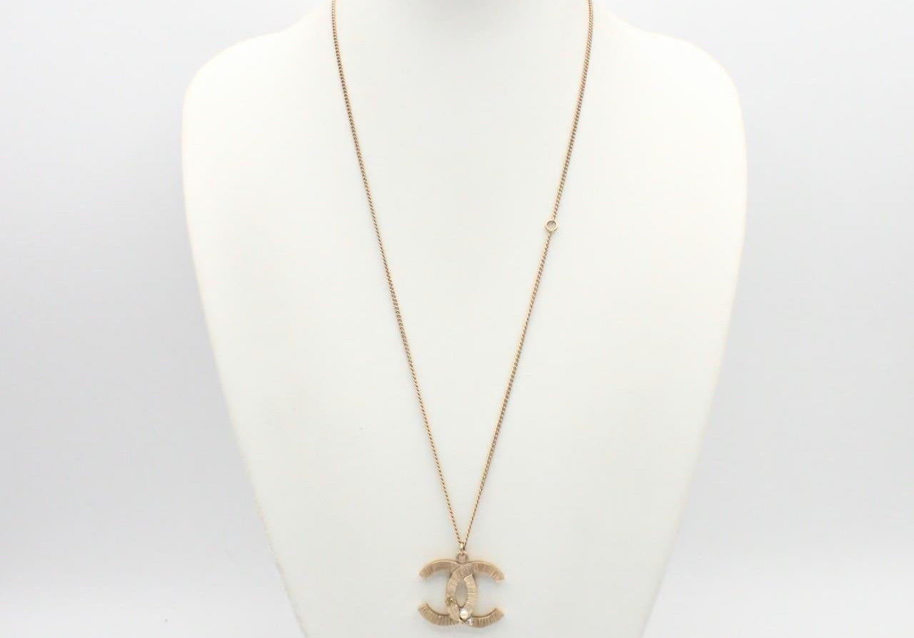 Chanel 2011 Textured CC Pearl & Crystal Leaf Pendant Necklace