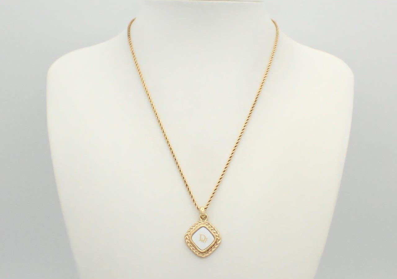 Vintage Dior Gold-Tone Geometric Pendant Necklacer
