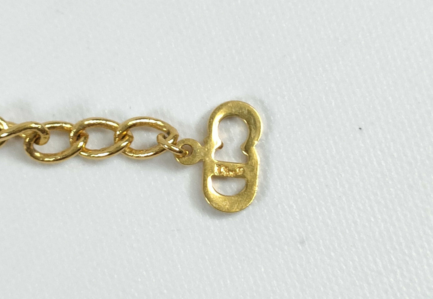 Vintage Dior Logo Letter Necklace – Gold Tone