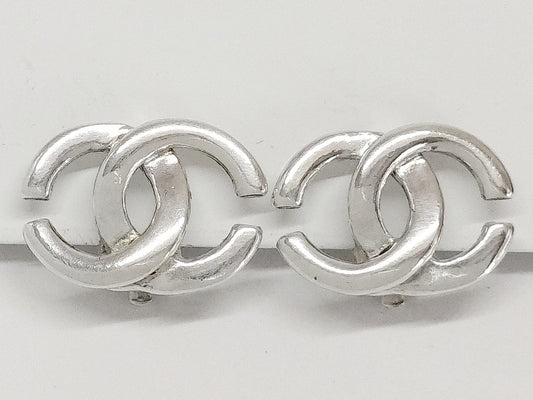 Chanel 2001 Silver-Plated Double C Clip-On Earrings