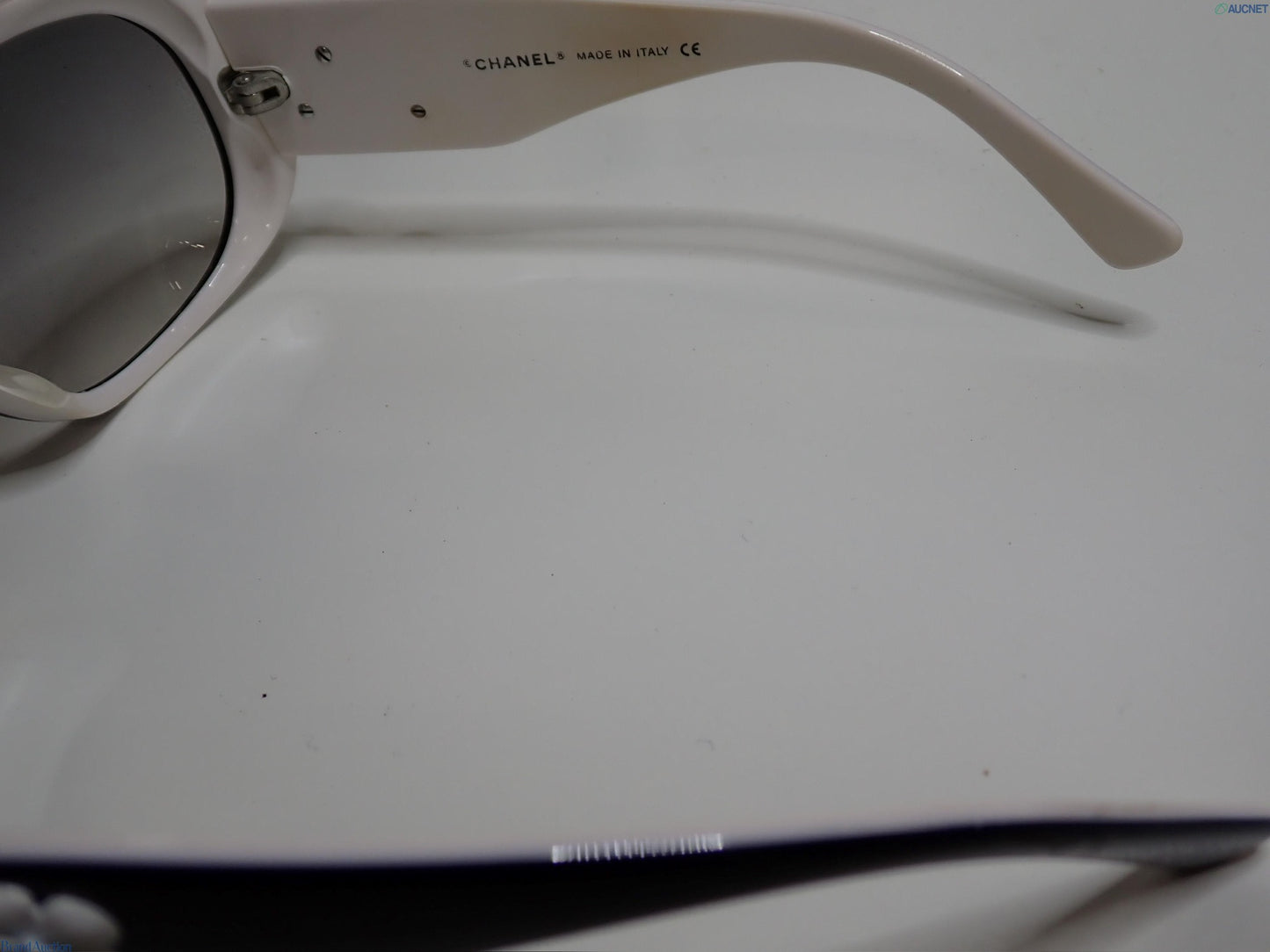 Vintage Chanel Camellia Black & White Frame Sunglasses