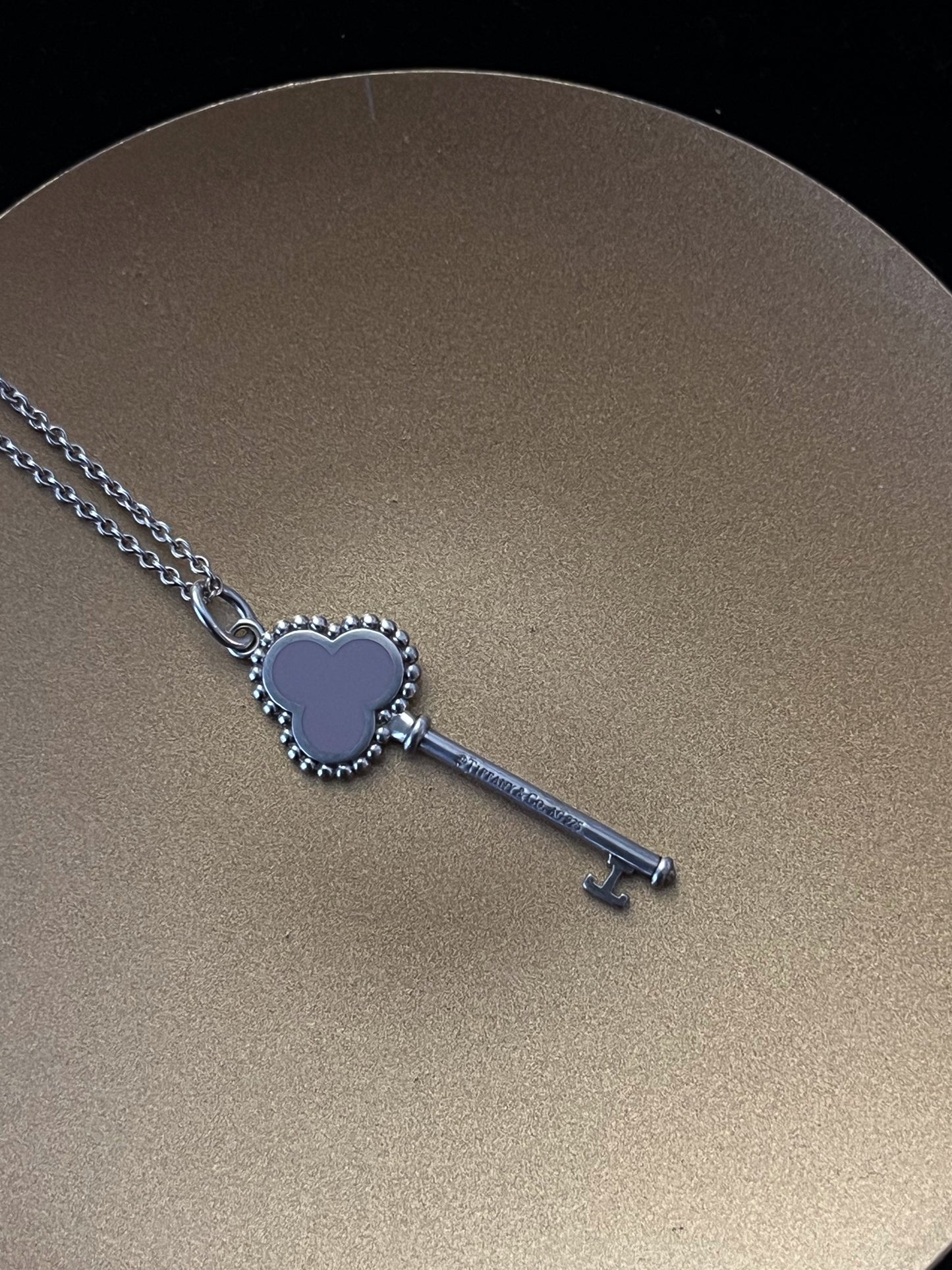 Tiffany & Co. Clover Key Pendant Necklace – Silver Tone