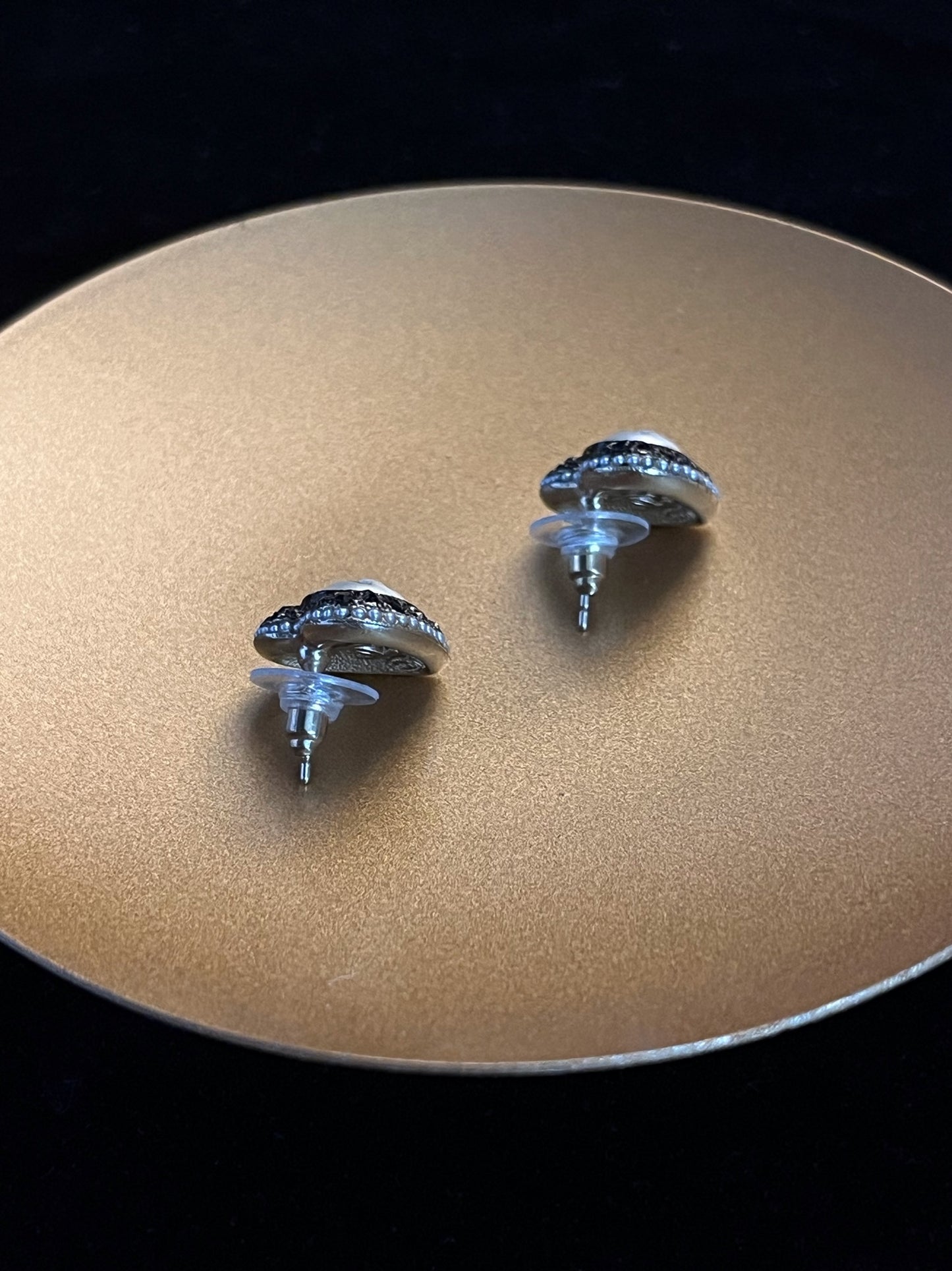 Chanel 2022 CC Black Crystal Heart Stud Earrings