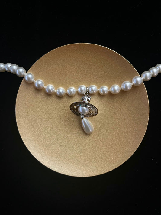Vivienne Westwood Eternal Pearl Teardrop Choker