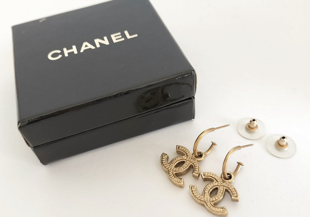 Chanel 2006 Golden Crystal CC Dangle Earrings