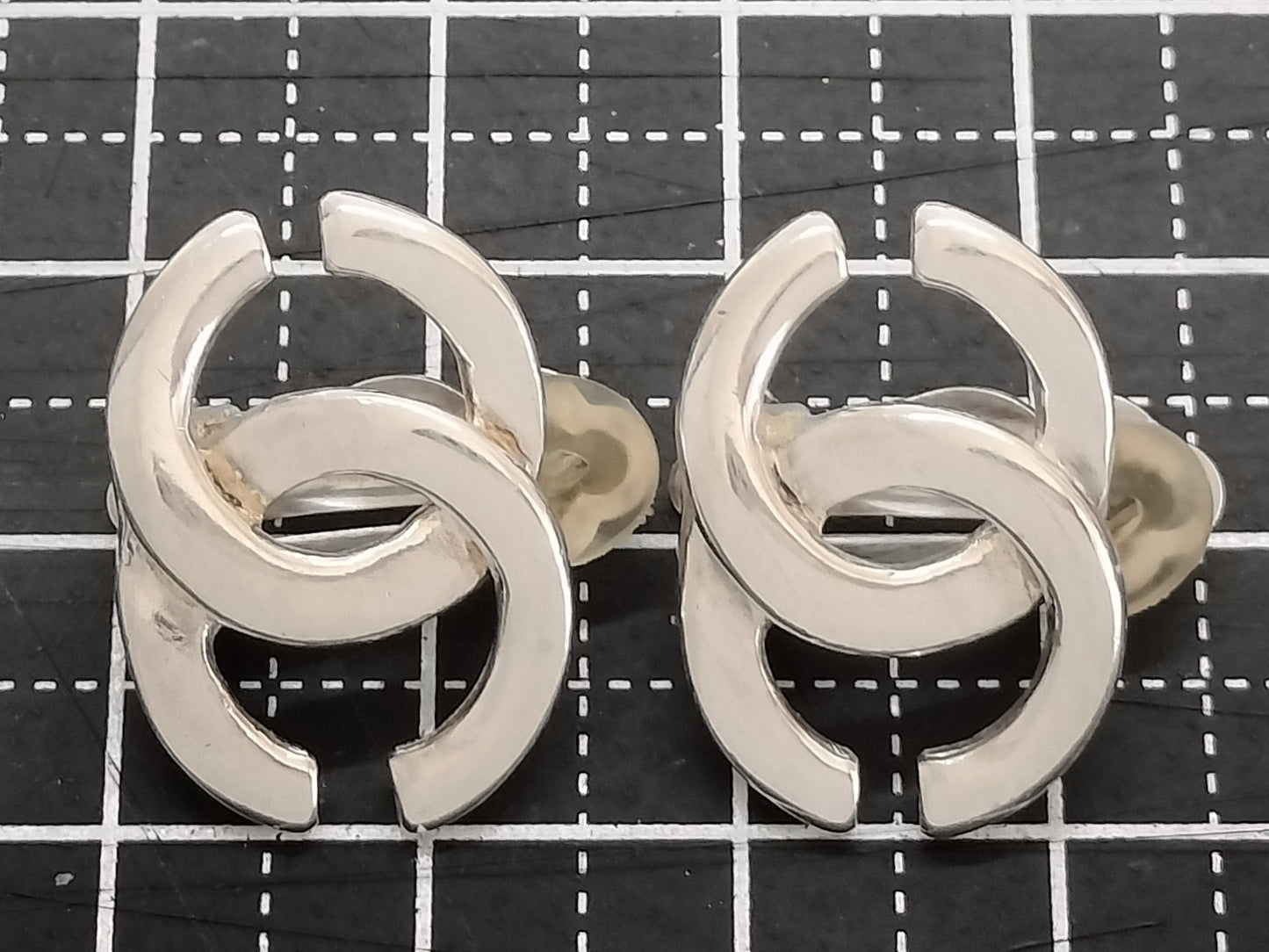 Chanel 2001 Silver-Plated Double C Clip-On Earrings