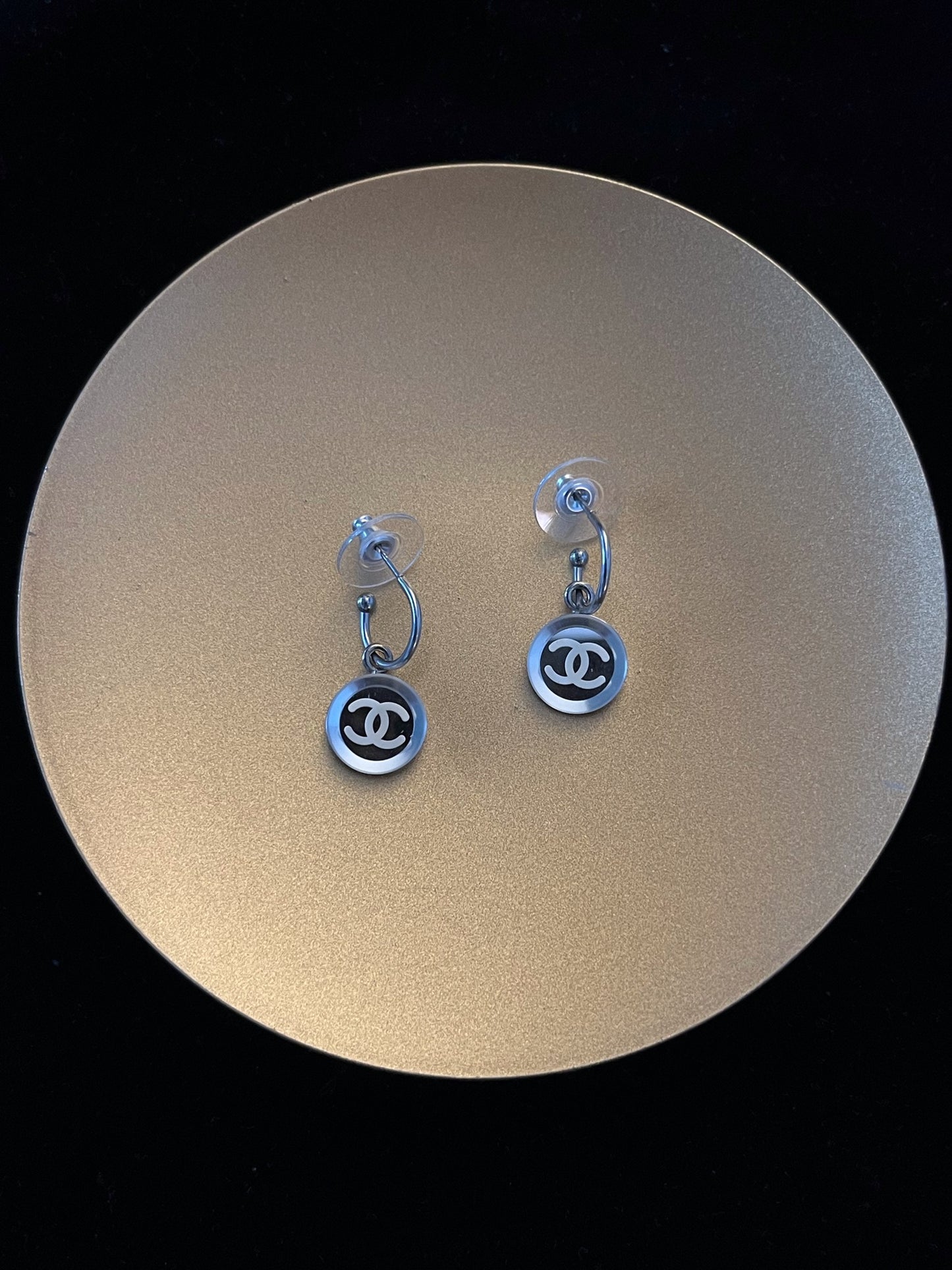 Chanel 2003 CC Disc Drop Earrings – Silver Tone