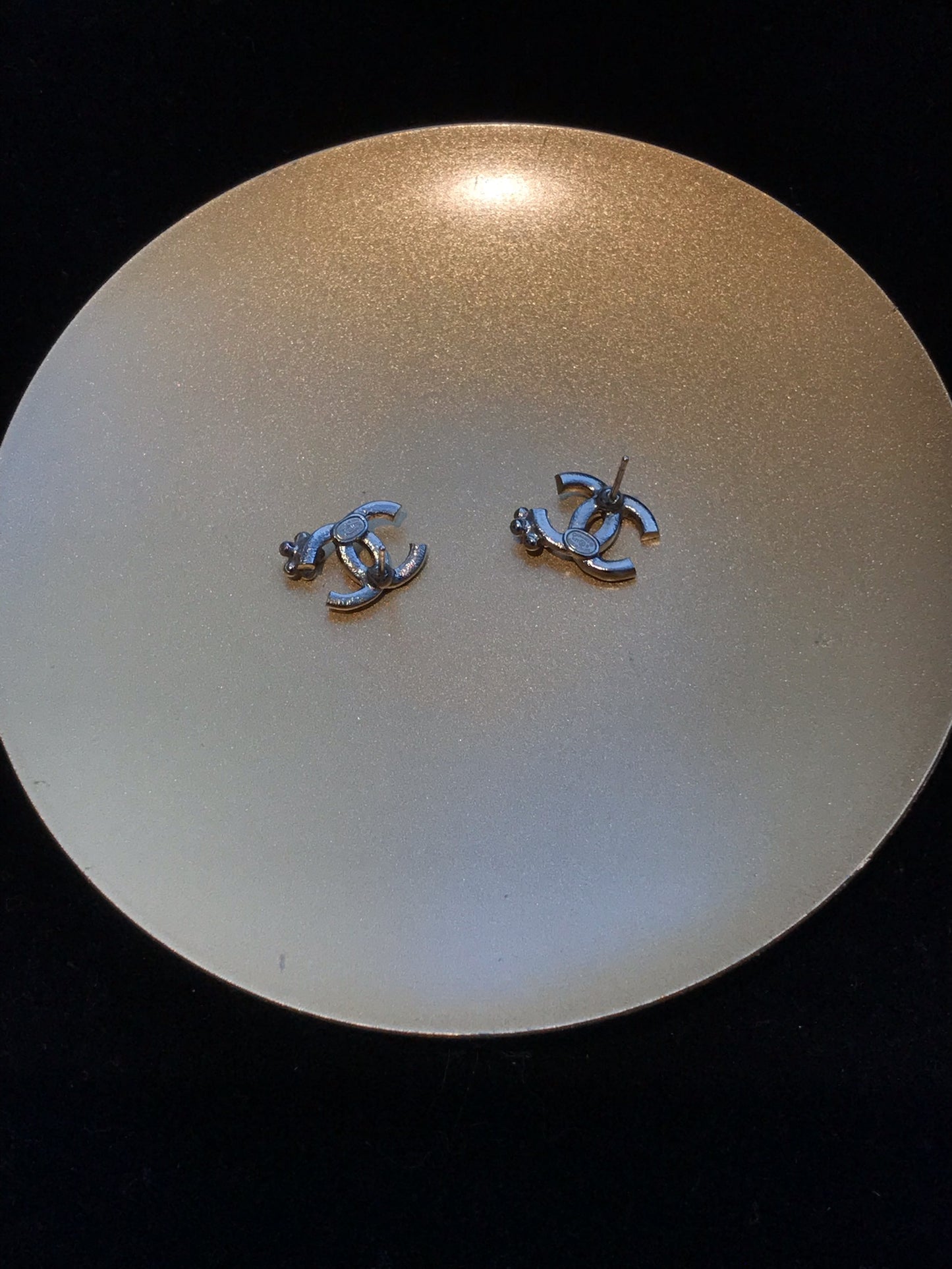 Chanel 2021 Crystal Daisy Stud Earrings (Sliver-Tone)