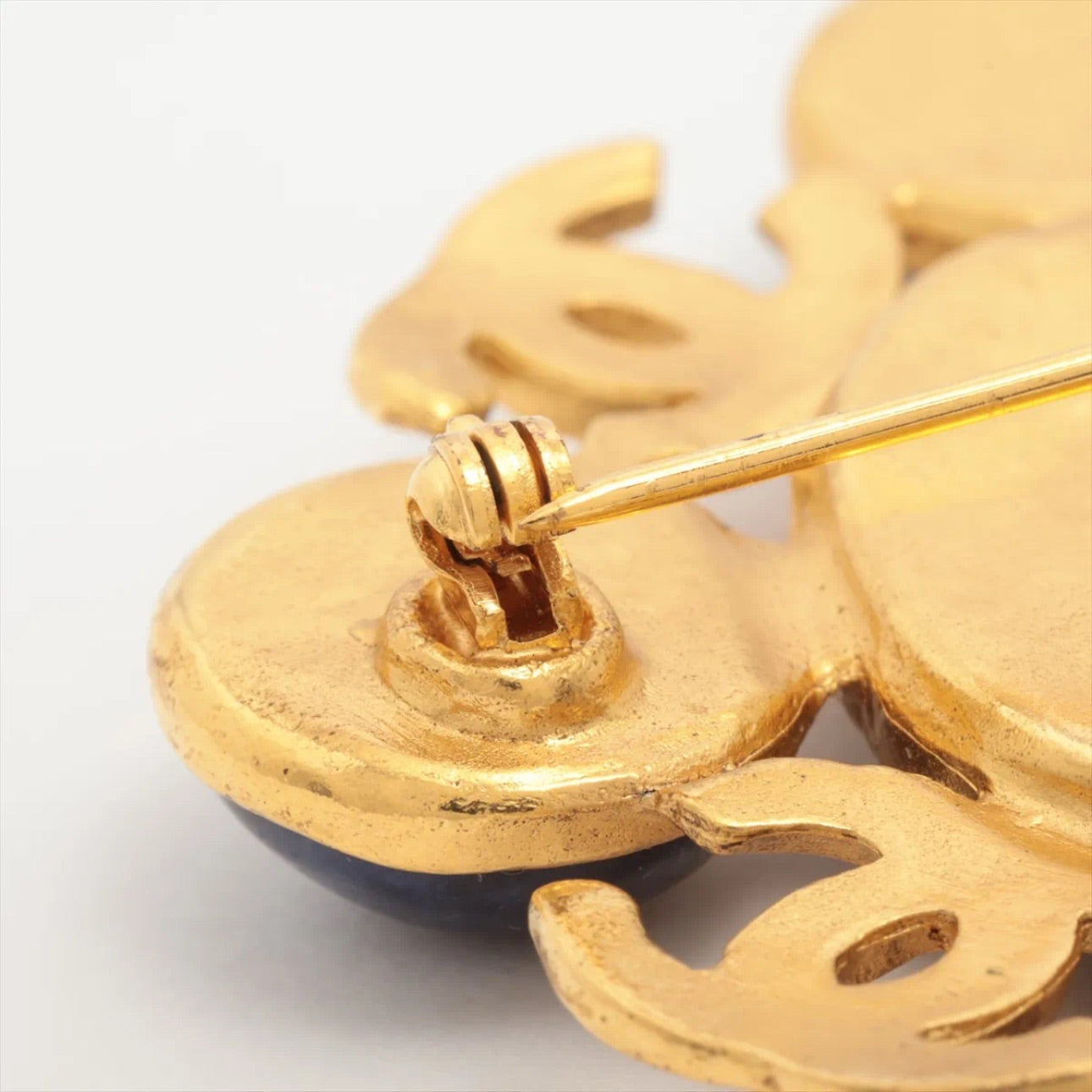 Chanel 1995 24K Gold-Plated Blue Gripoix Brooch