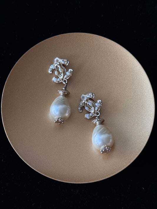 Chanel Vintage Pearl Drop CC Ear Clips