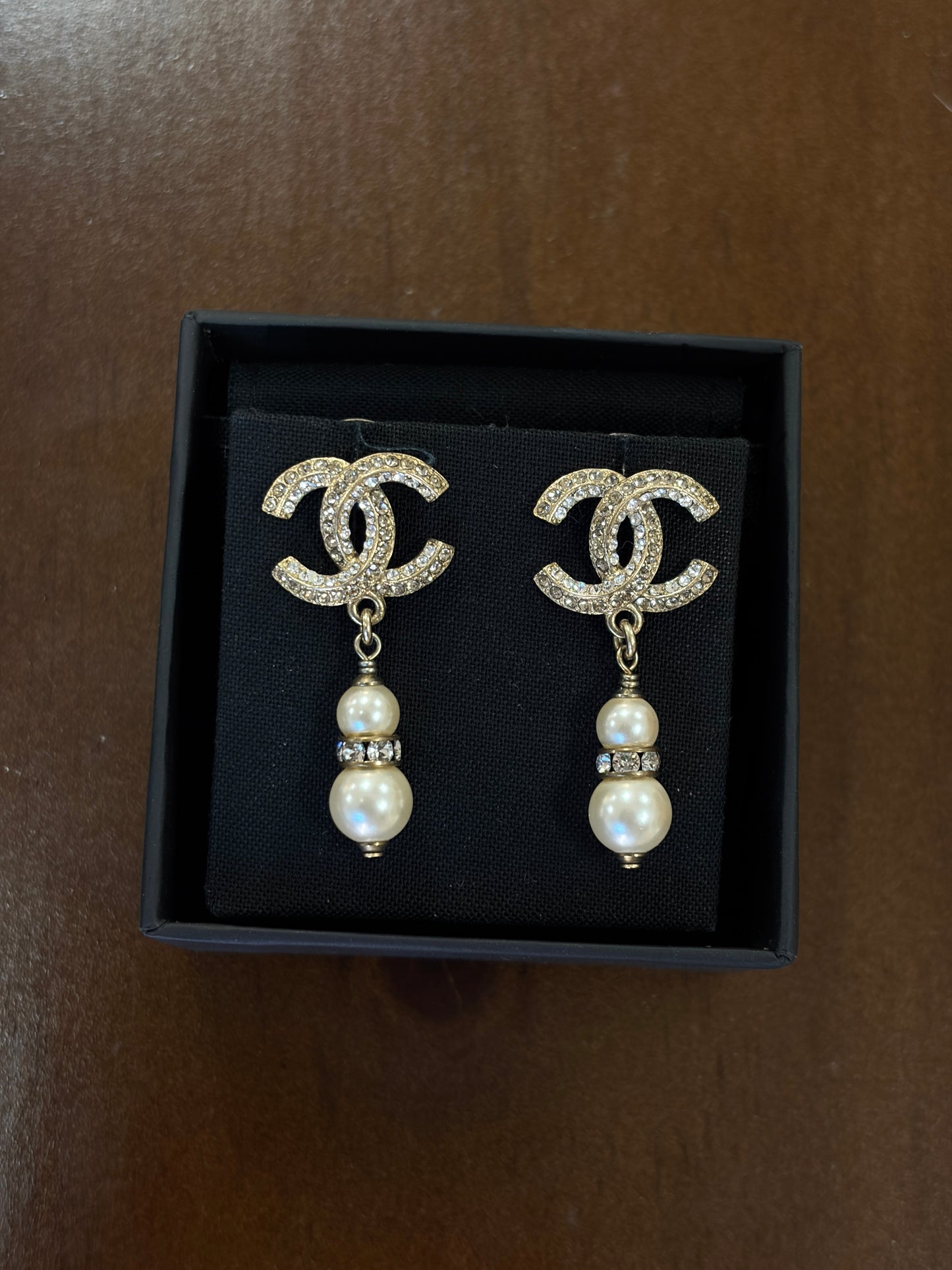 Chanel 2018 Dreamy Diamonds and Pearls Tri-layered Earrings