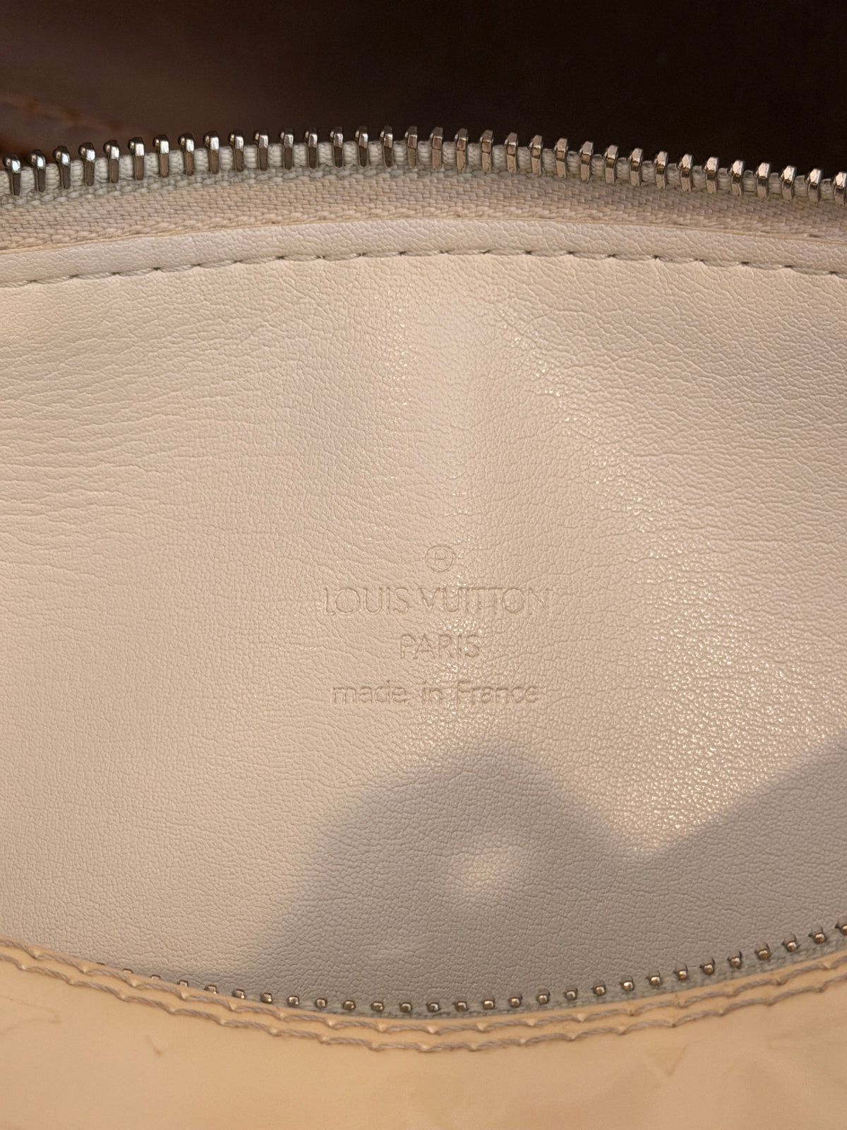 Louis Vuitton Vernis Papillon Barrel Bag – Perle White