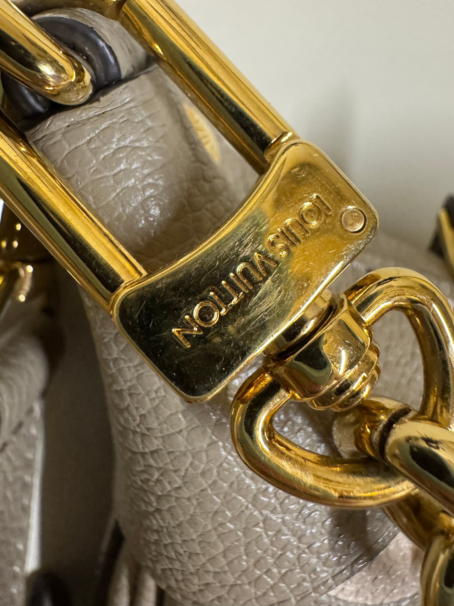 Louis Vuitton CarryAll PM Monogram Empreinte Leather Shoulder Bag – Tourterelle