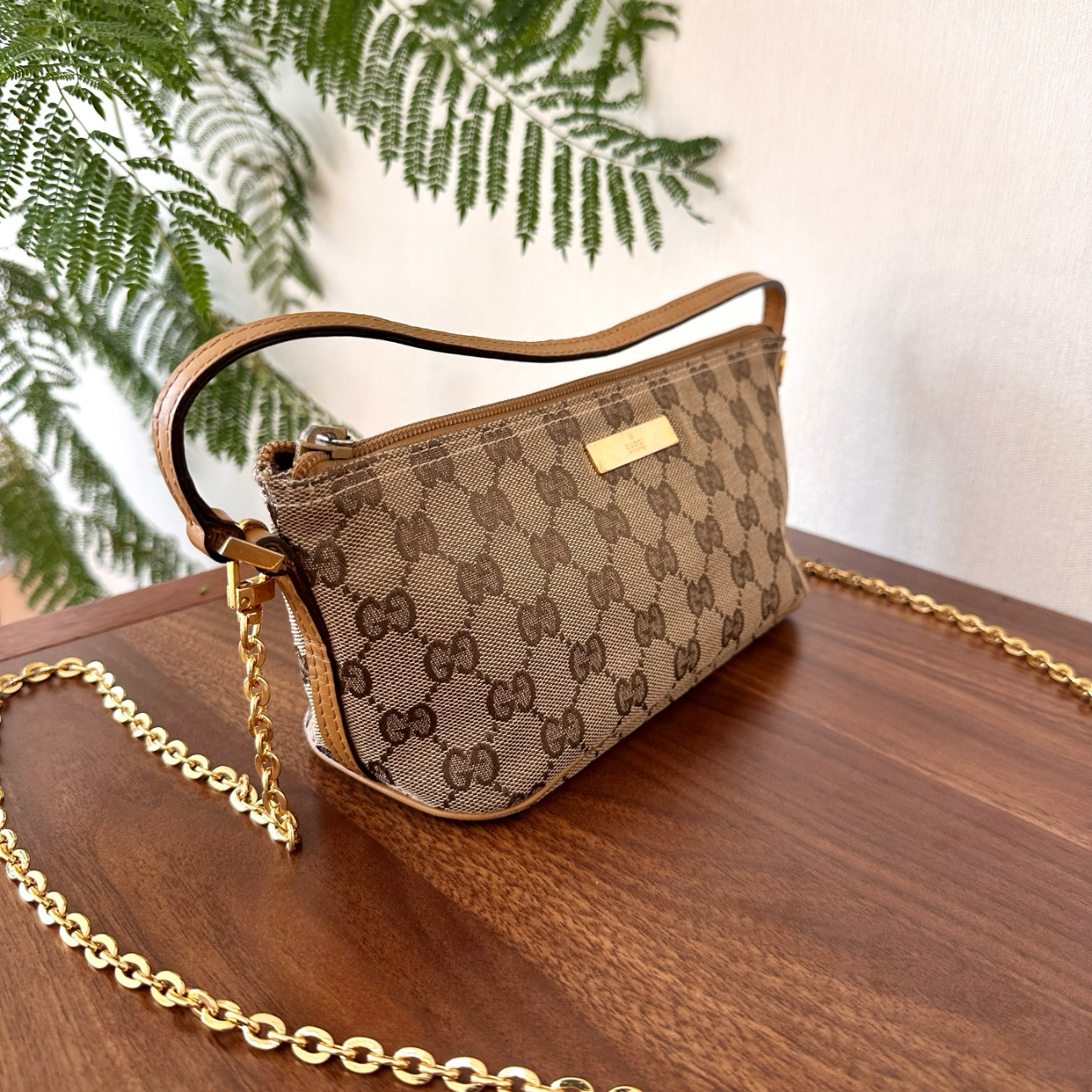 Gucci GG Canvas Chain Shoulder Bag – Beige/Brown