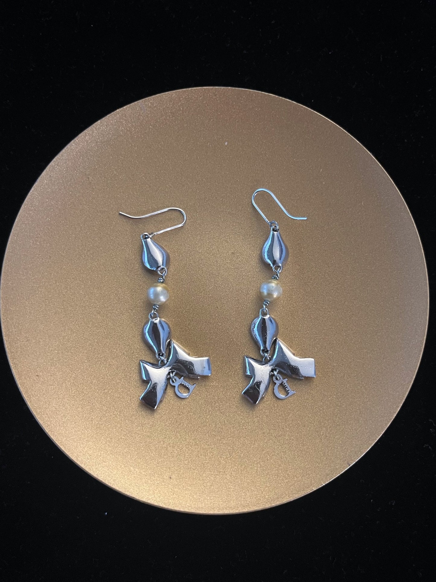 Vintage Dior Pearl Bow Drop Earrings – Silver Tone