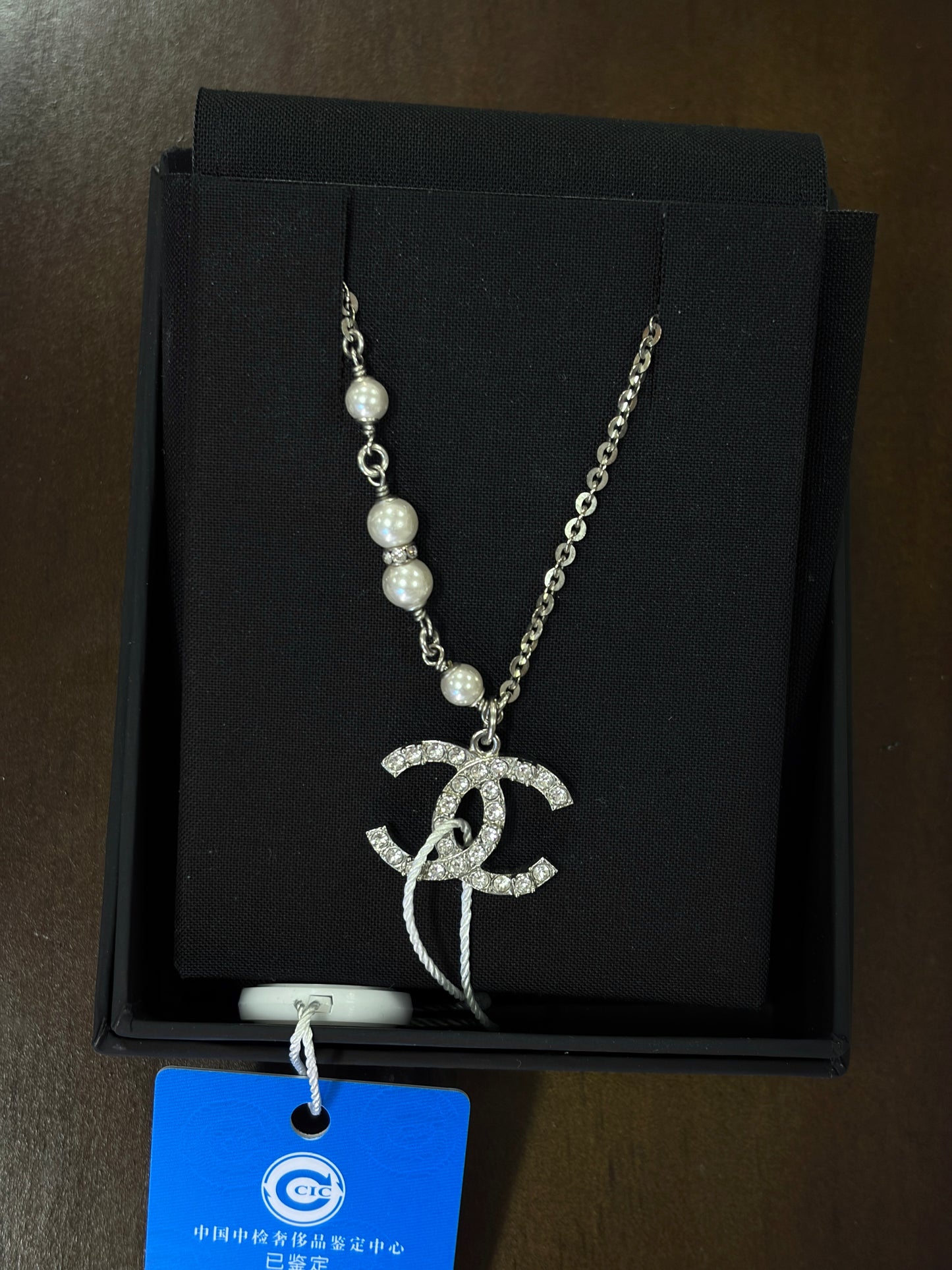 Chanel 2020 Stars Pearls Silver Adjustable Long Necklace