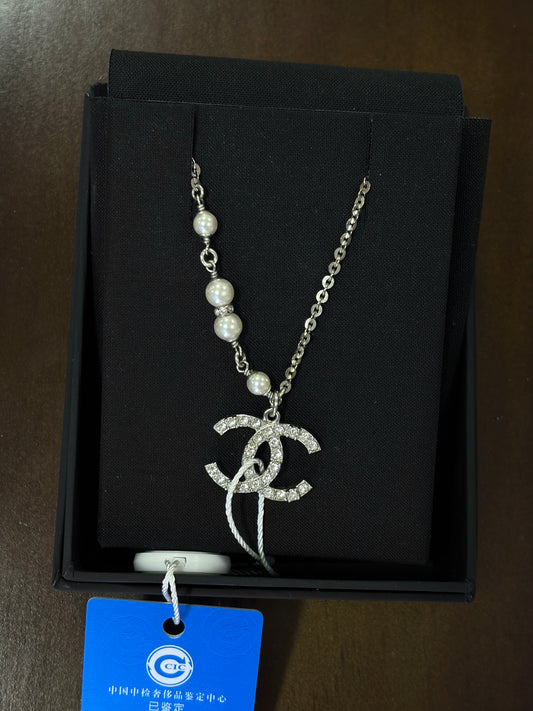 Chanel 2020 Stars Pearls Silver Adjustable Long Necklace