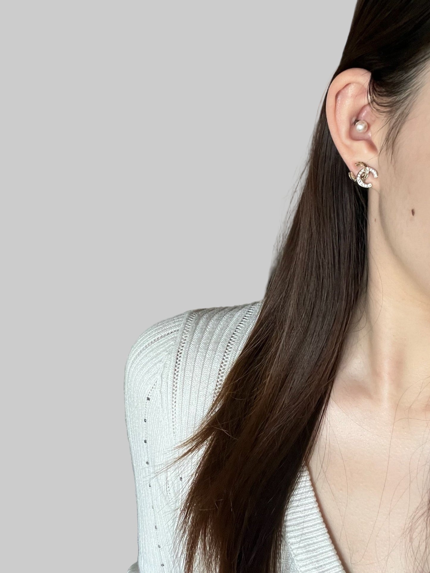 Chanel 2021 Asymmetric Crystal Double C Stud Earrings （Champagne-gold Tone）