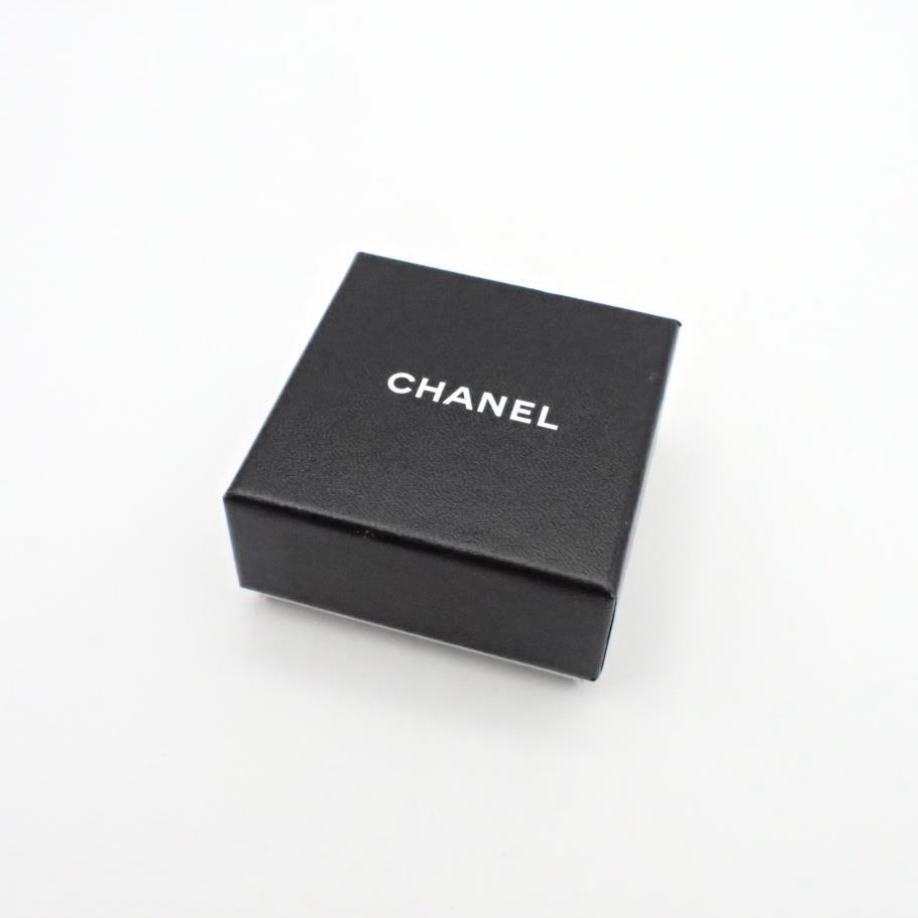Chanel 2006 "Gilded Bloom" Camellia CC Logo Gold-Tone Drop Earrings