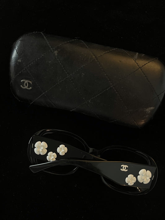 Vintage 2000s Chanel Black & White Camellia Logo Sunglasses