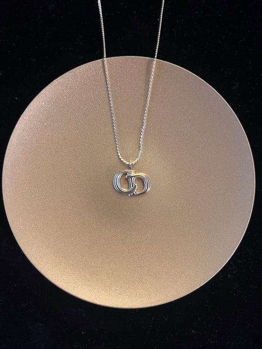 Vintage Dior Classic Large Ribbed CD Logo Necklace – Gold Tone