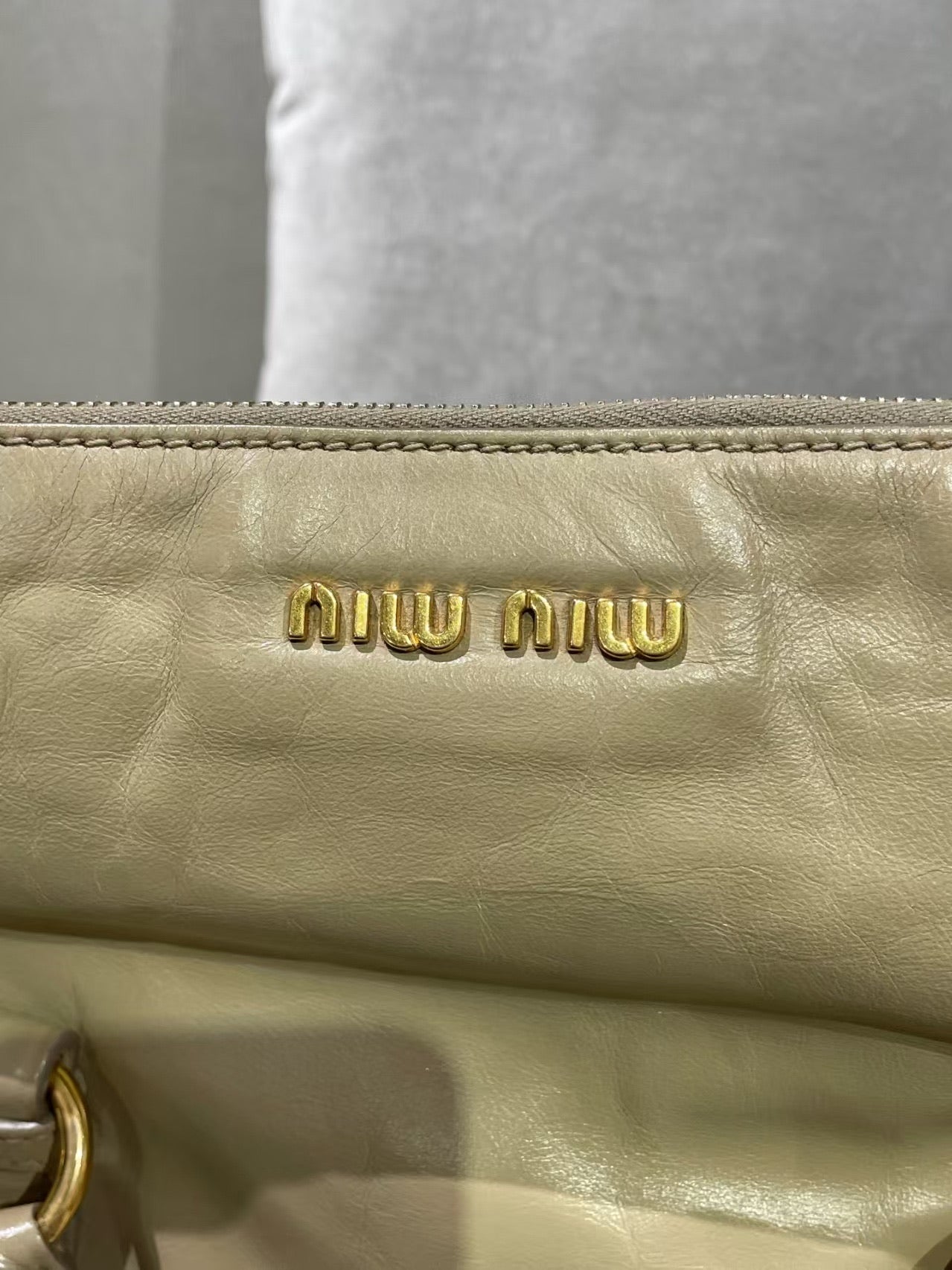 Miu Miu Vitello Lux Bow Satchel – Ivory