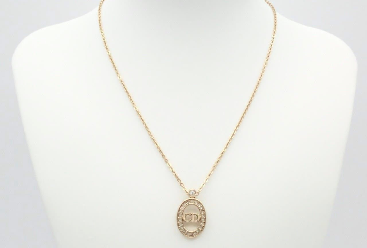 Vintage Dior Oval CD Pendant Necklace – Gold Tone
