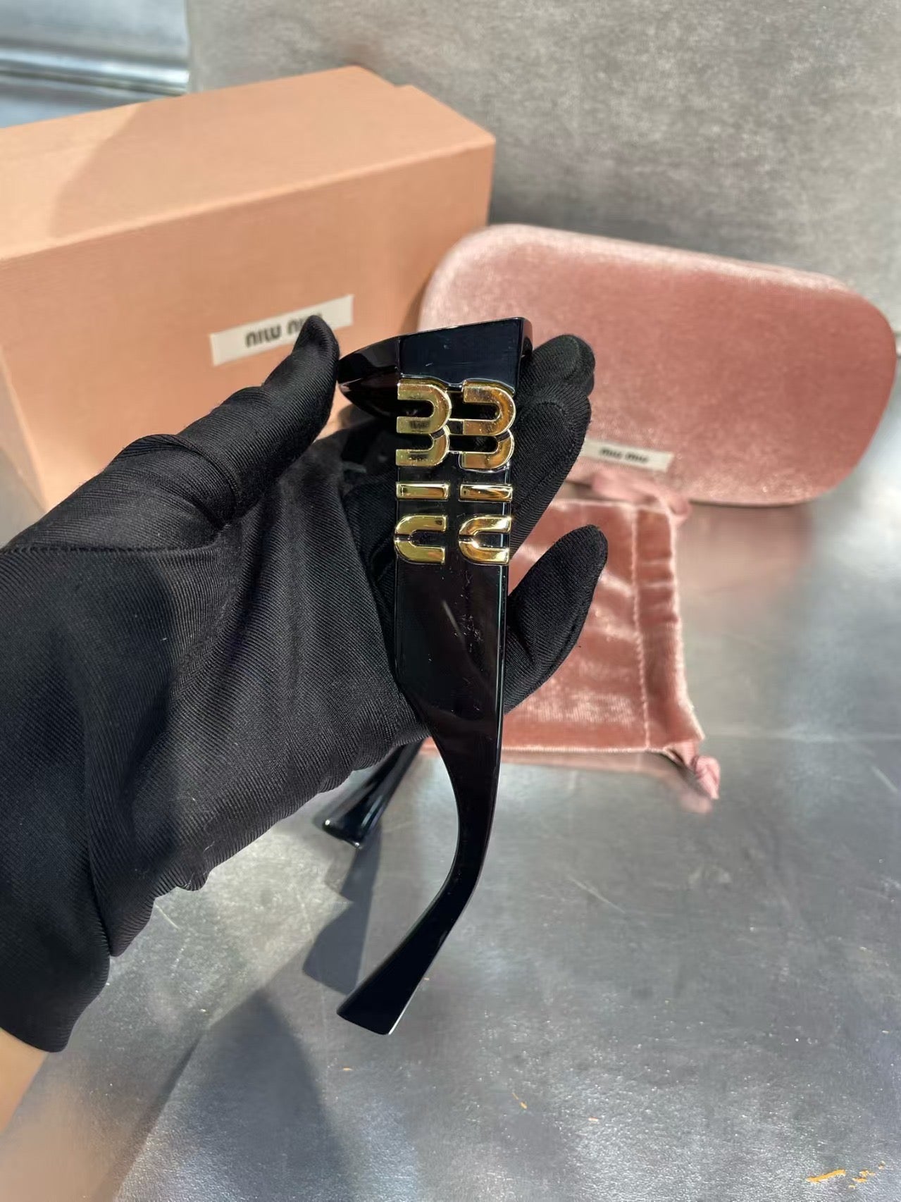 Miumiu Glimpse Sunglasses