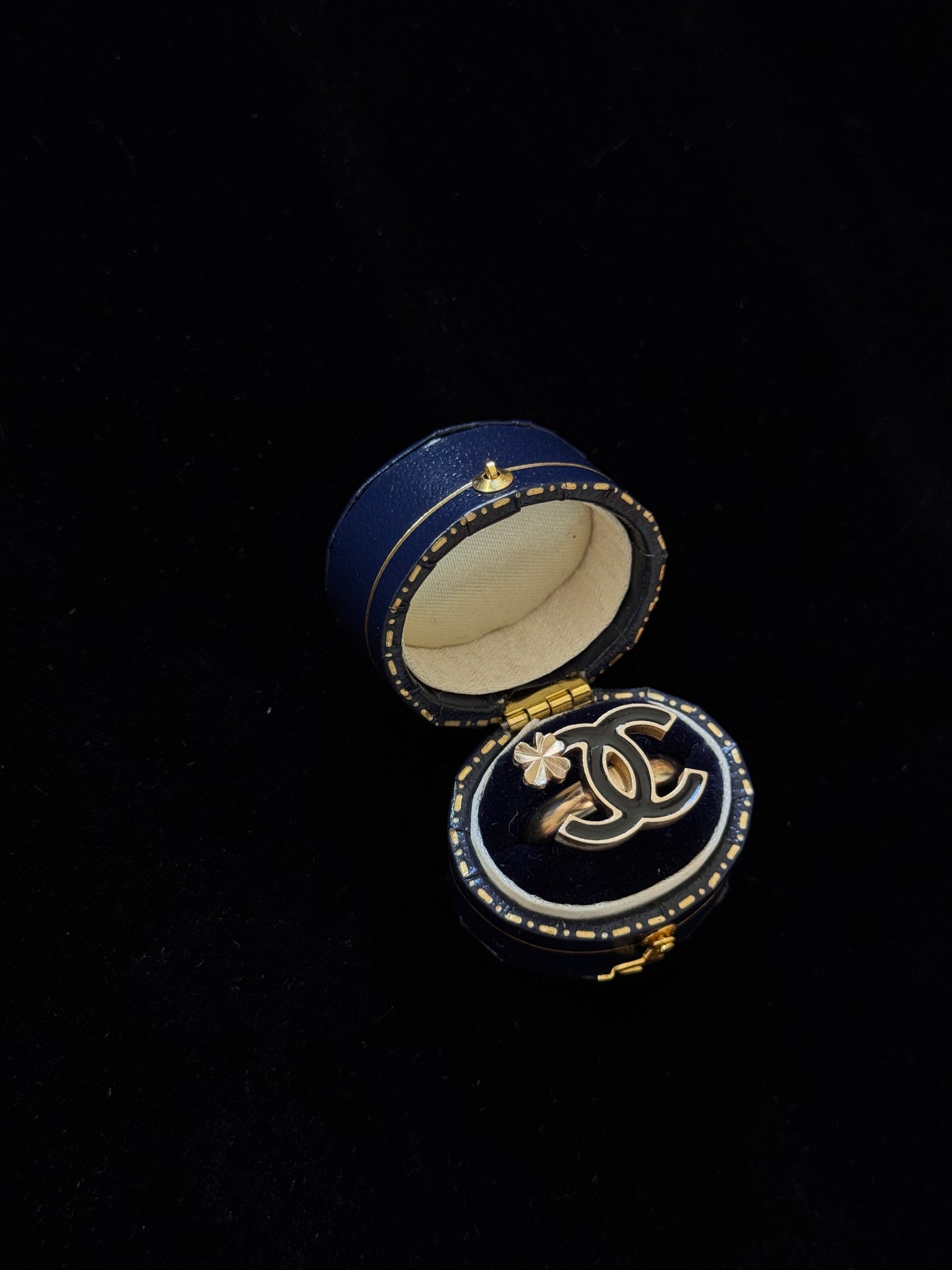 Vintage Chanel 2012 Black CC Ring – Gold Tone
