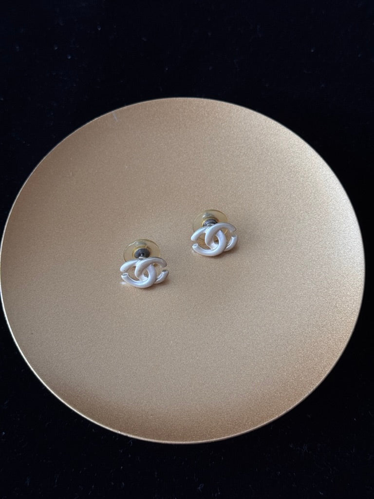 Chanel 2001 Vintage White Enamel CC Logo Earrings