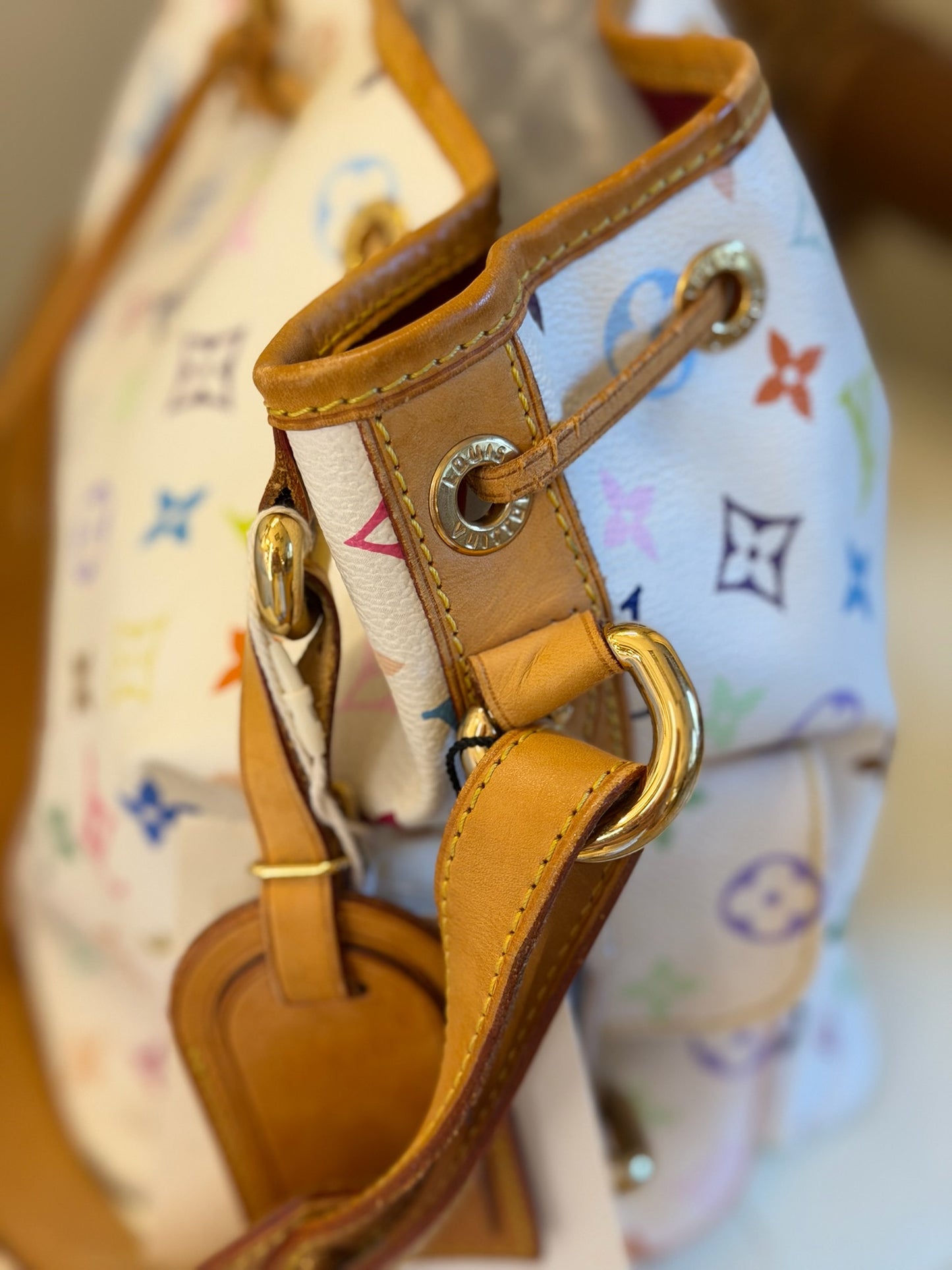 Louis Vuitton Monogram White Petit Noé Bucket Shoulder Bag