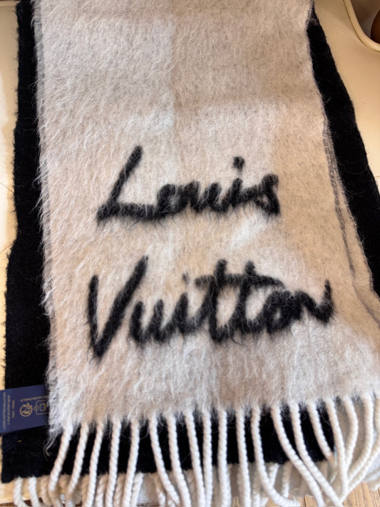 Louis Vuitton Reykjavik Gradient Logo Fringe Scarf